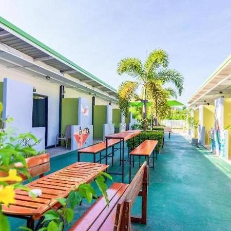 Oyo 450 Rawai Studios Resort Dış mekan fotoğraf